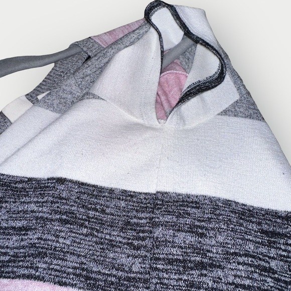 Striped Gap Knit Top - Picture 5 of 6